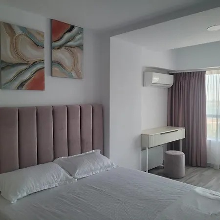 Aphrodite - Luxury With Sea View & Pool Appartement