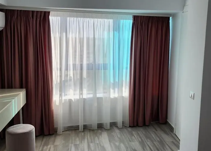 Aphrodite - Luxury With Sea View & Pool דירה אולימפ