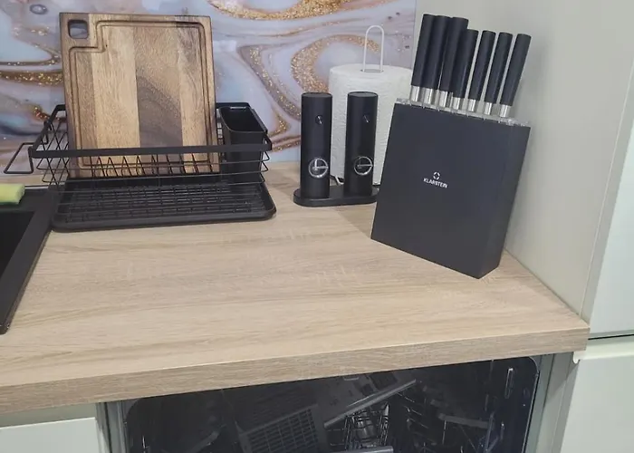 Aphrodite - Luxury With Sea View & Pool דירה אולימפ